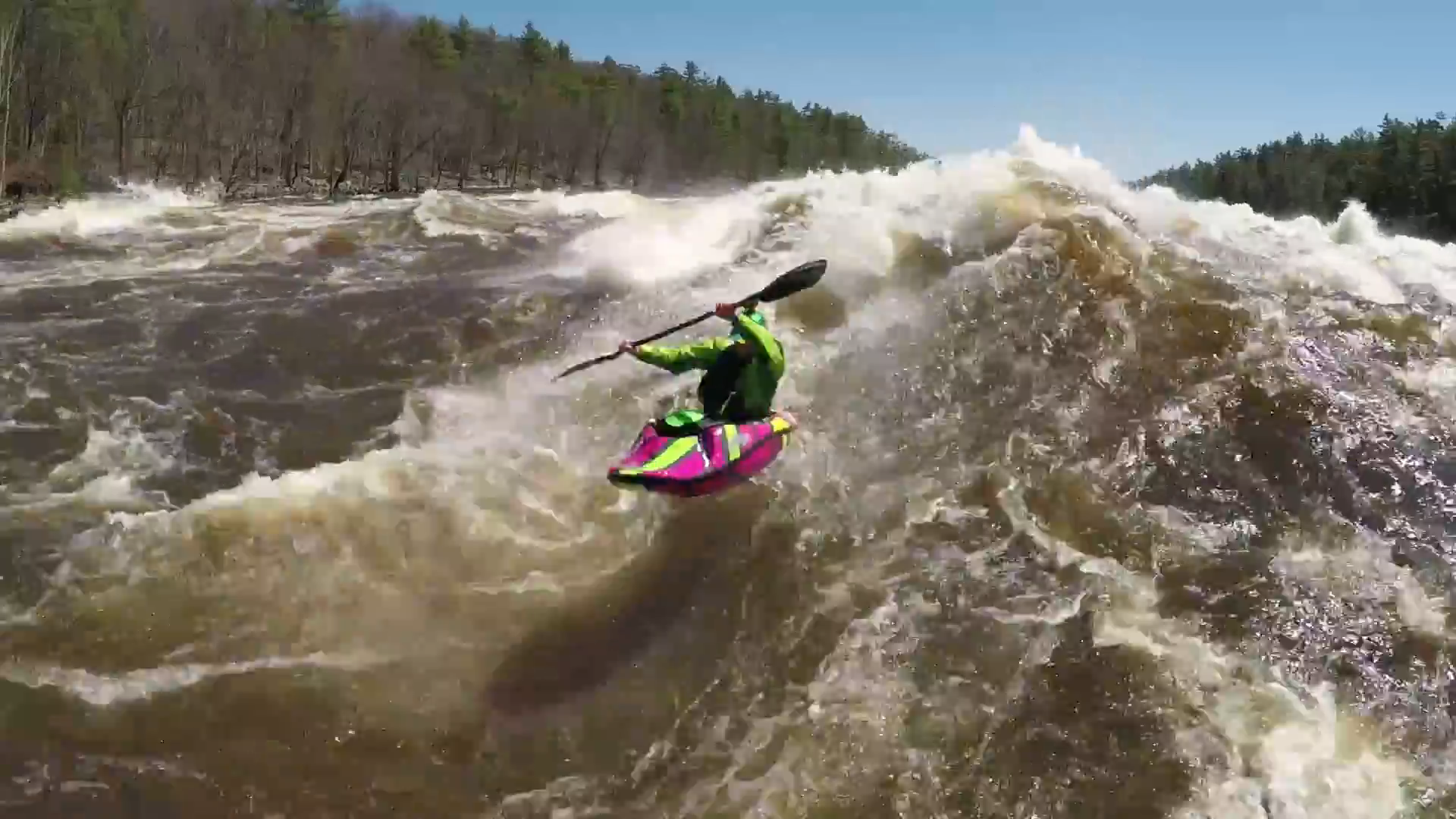 Screenshotter BigWaveKayaking2018StakeoutMoments 0’45” 1