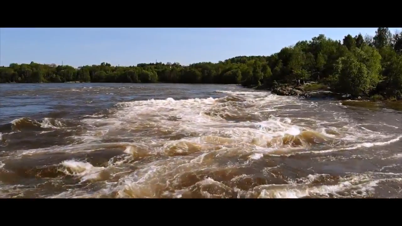 Screenshotter RiverSurfingGlommaNorway 0’10”