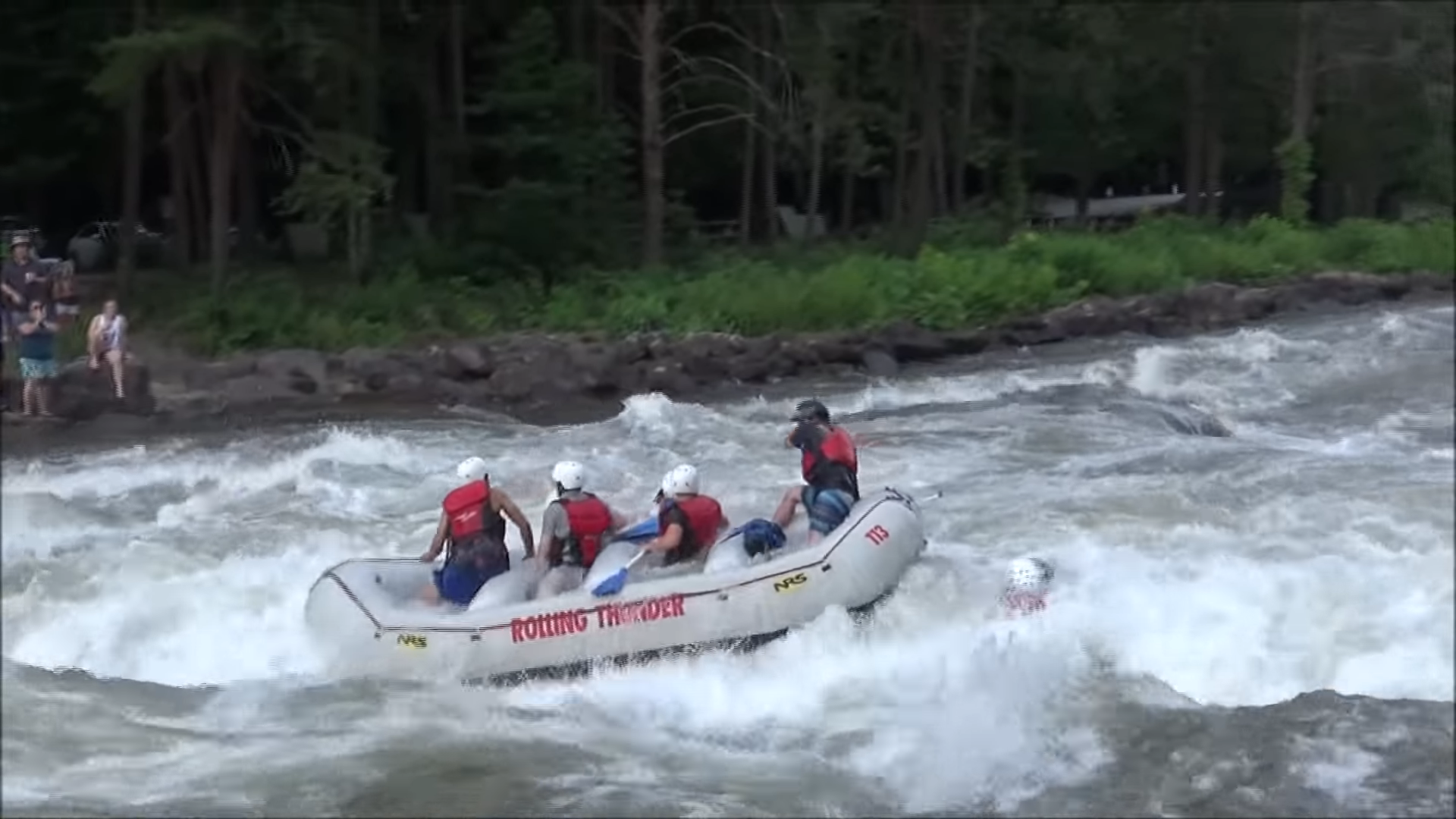 Screenshotter OcoeeRiverWhitewaterRaftingCarnageandKayakSurfing 3’13”