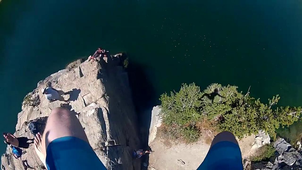 Arrowhead Lake Cliff Jumping | aquasport.tv