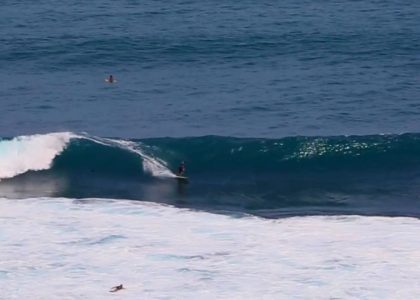 Uluwatu Bali 7 foot wave for 200 meters
