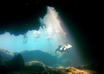 Cave Diving in North Shore of Oahu, Hawaii | aquasport.tv
