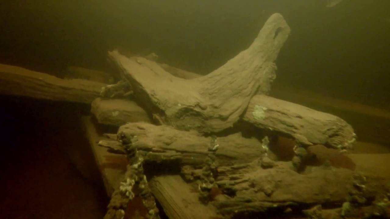Niskalammen Pond wrecks. Wreck number 2 | aquasport.tv