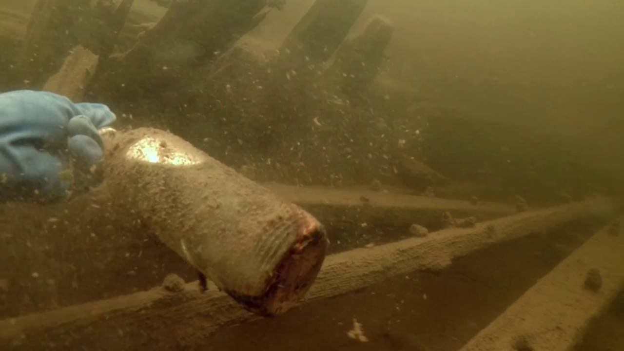 Niskalammen Pond wrecks. Wreck number 6 | aquasport.tv