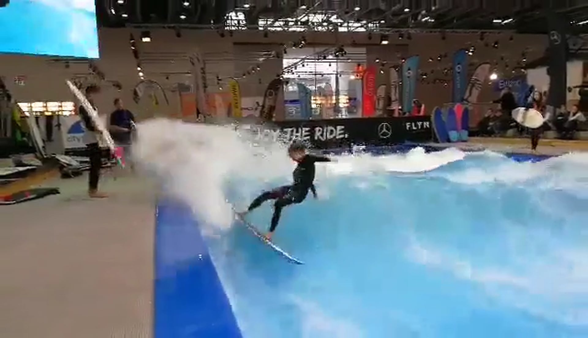 GLORIA VICTORIA Lukas Brunner surfs the Snapper.