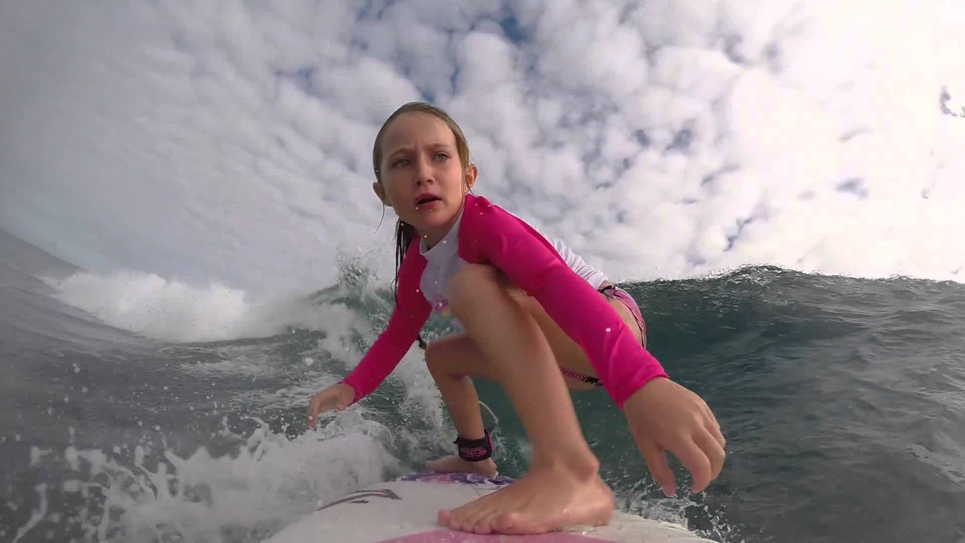 Watch Sierra Kerr surfing with his dad in the Surf Ranch