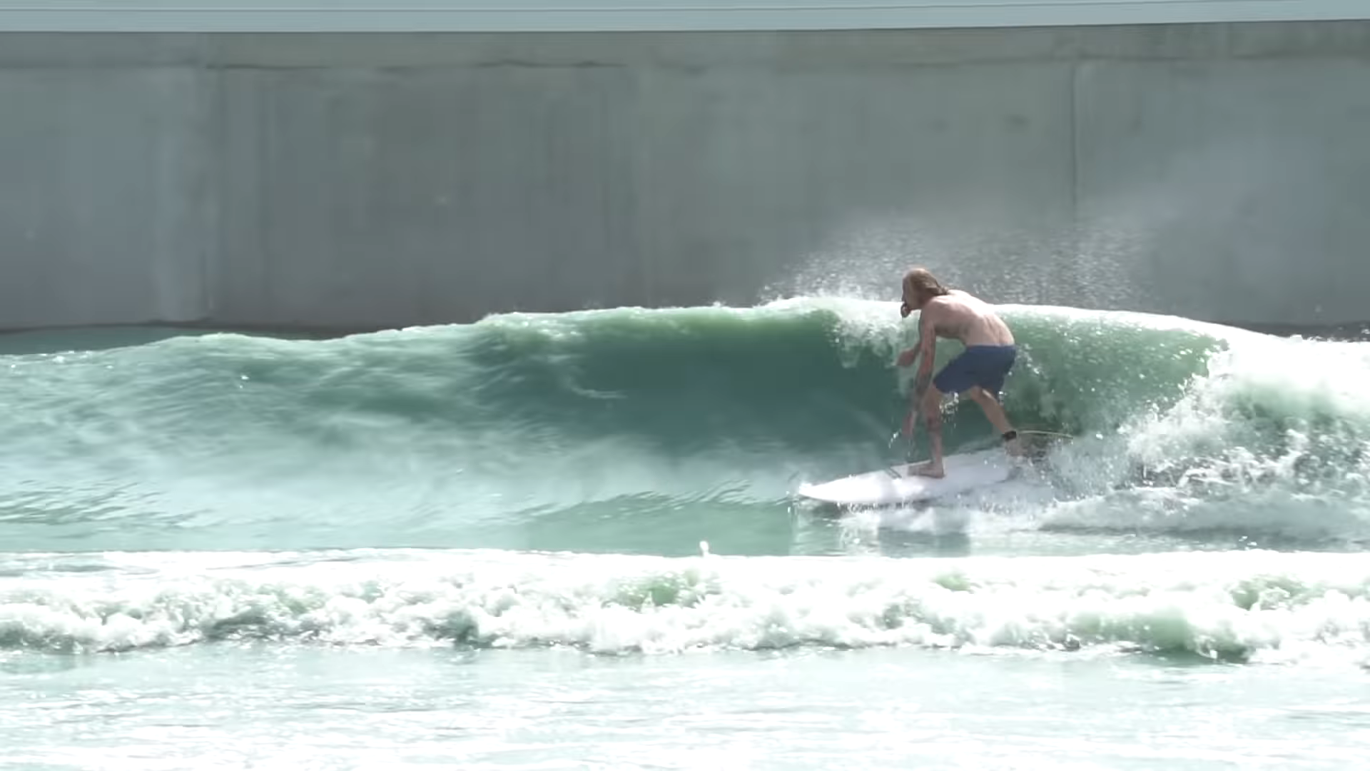 Screenshotter--CRAZYWAVEPOOLINTEXASBSRSURFRANCHSESSION-3’52” Screenshotter CRAZYWAVEPOOLINTEXASBSRSURFRANCHSESSION 3’52”