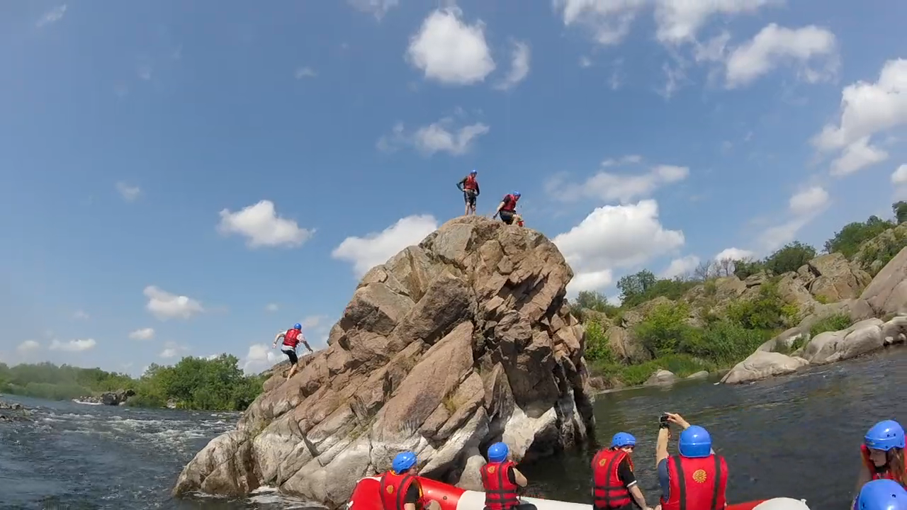 Screenshotter HaloLabGoesRaftingonVimeo 0&rsquo;43&rdquo;