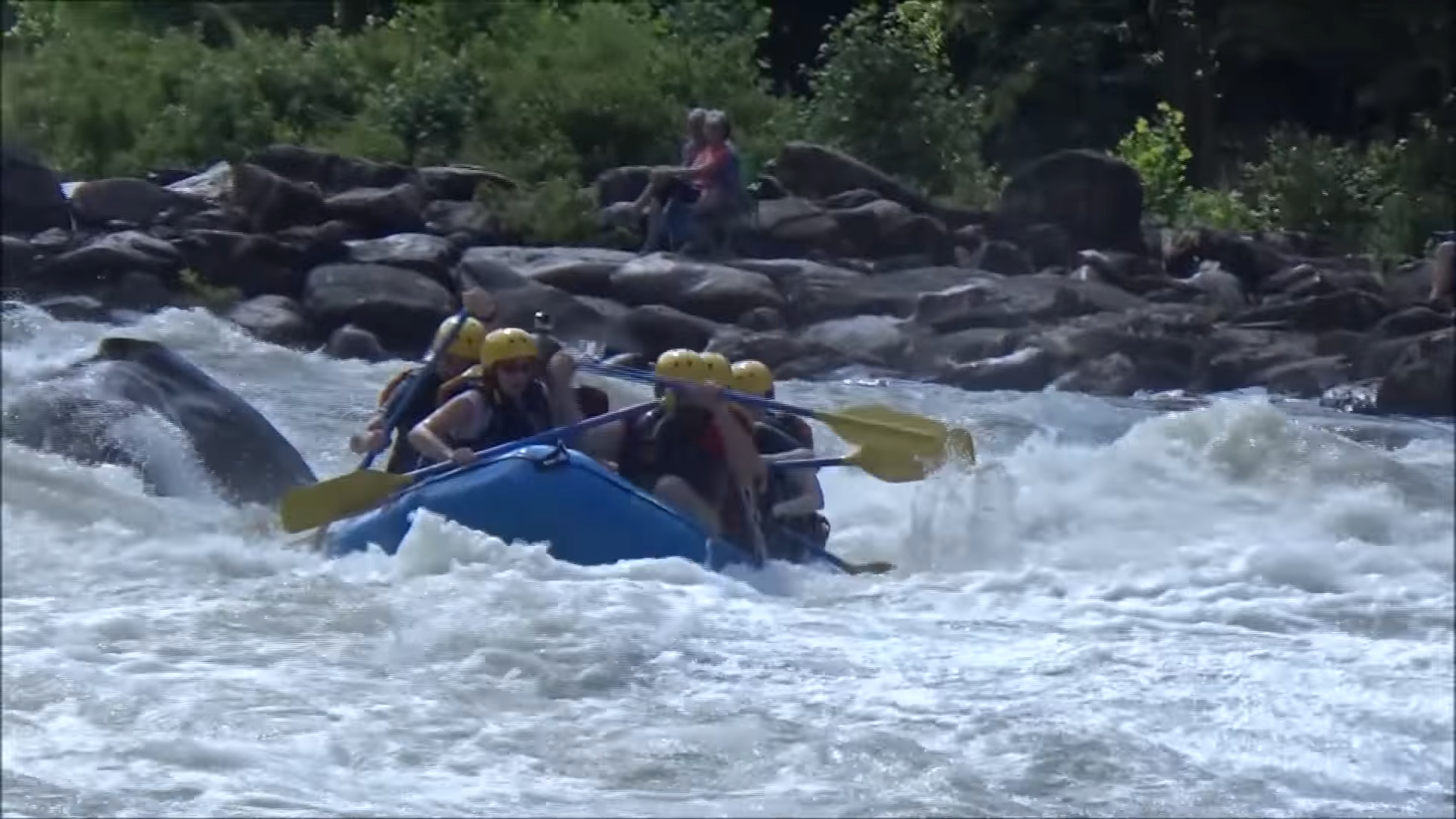 Screenshotter--OcoeeRiverWhitewaterRaftingCarnageandKayakSurfing-0’41” Screenshotter OcoeeRiverWhitewaterRaftingCarnageandKayakSurfing 0’41”