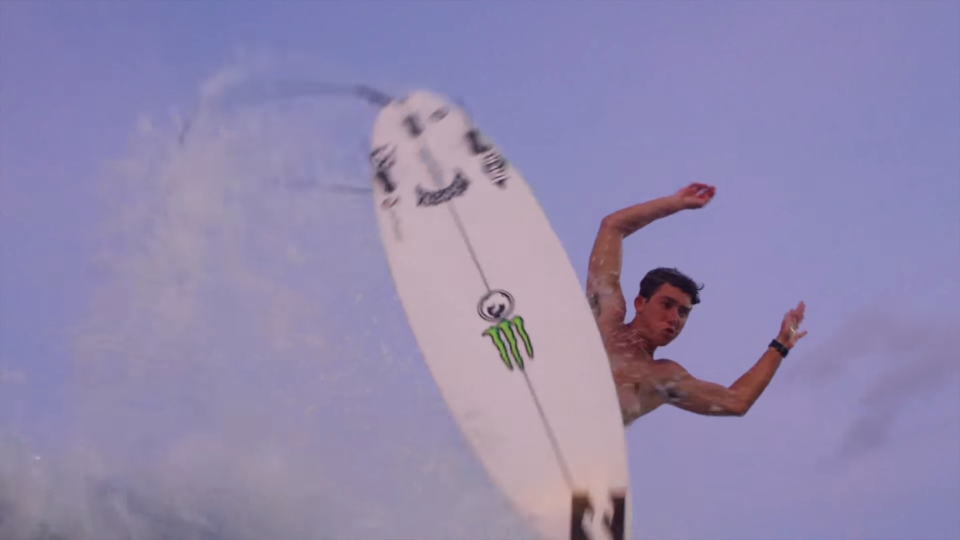 Screenshotter TwoweeksatBalisnonstopsurfpartiesNoContest 4&rsquo;25&rdquo;