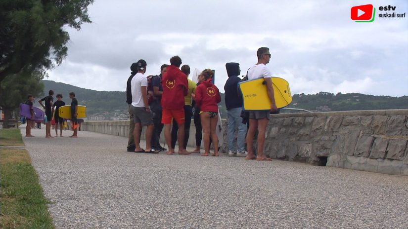 Surfing Hendaye Pollution Stop session ESTV Euskadi Surf TV